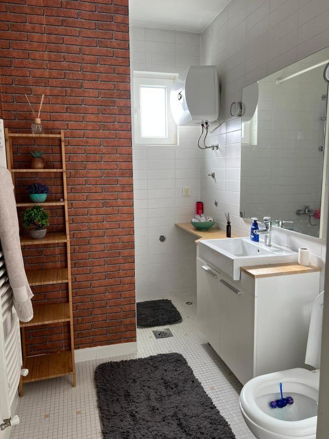 Modern Apartment In 斯科普里 外观 照片